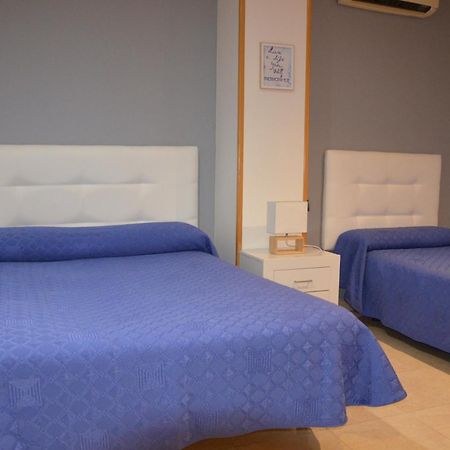 Hostal Mont Royal Alicante Dış mekan fotoğraf