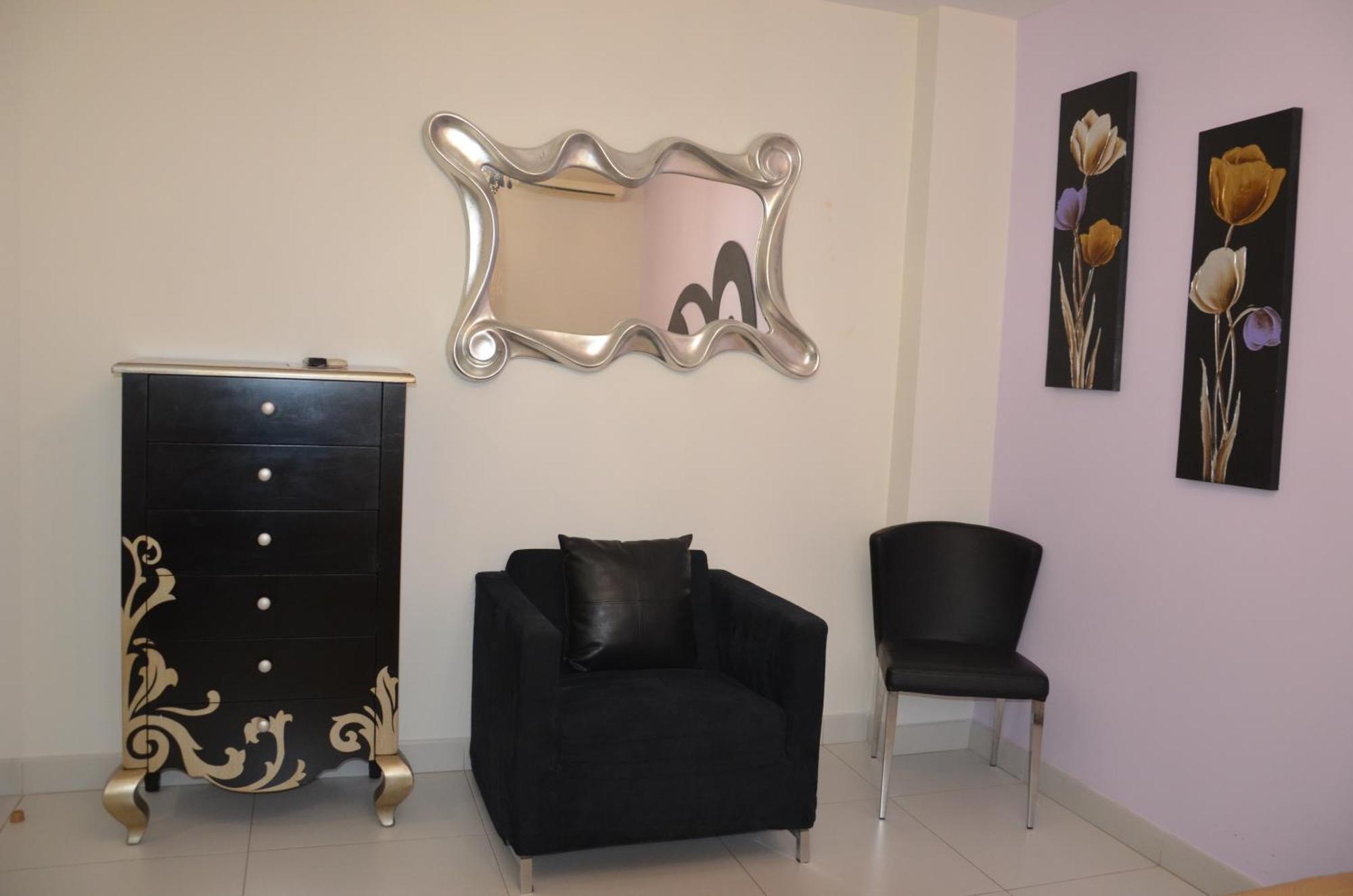 Hostal Mont Royal Alicante Dış mekan fotoğraf