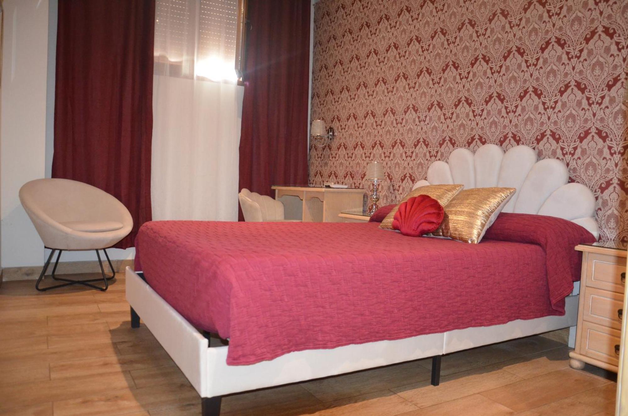 Hostal Mont Royal Alicante Dış mekan fotoğraf