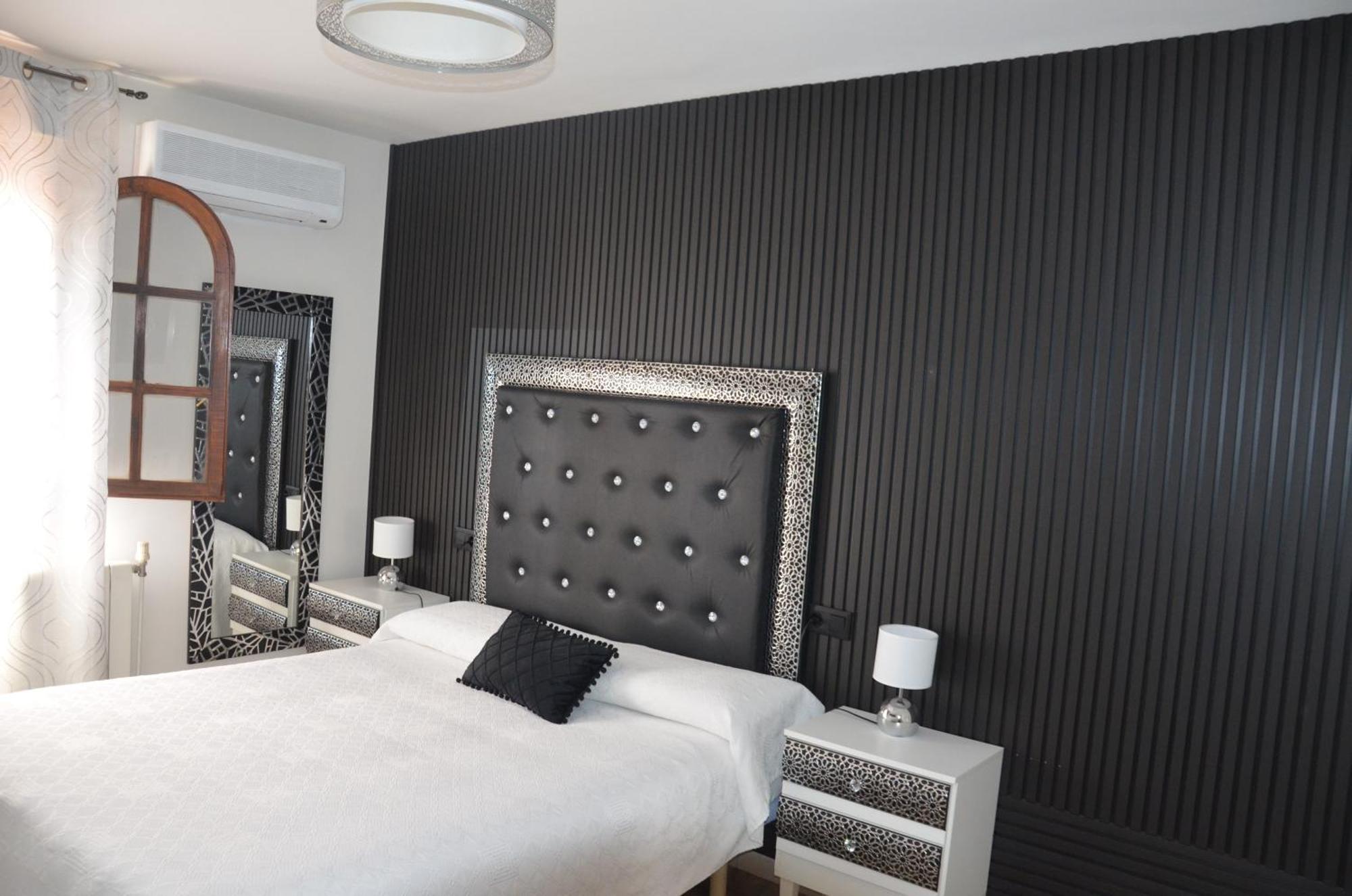 Hostal Mont Royal Alicante Dış mekan fotoğraf