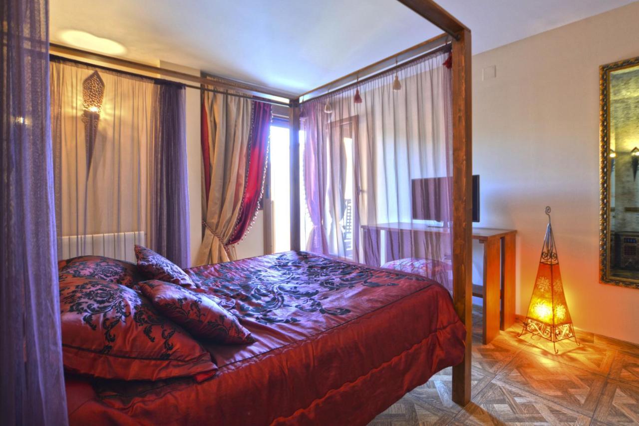 Hostal Mont Royal Alicante Dış mekan fotoğraf
