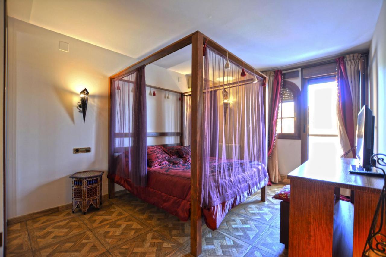 Hostal Mont Royal Alicante Dış mekan fotoğraf